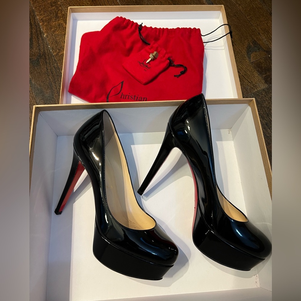Christian Louboutin bianca 120 patent calf